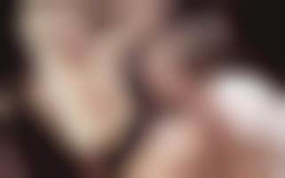 Sienna, la pulpeuse secrétaire avide de sexe