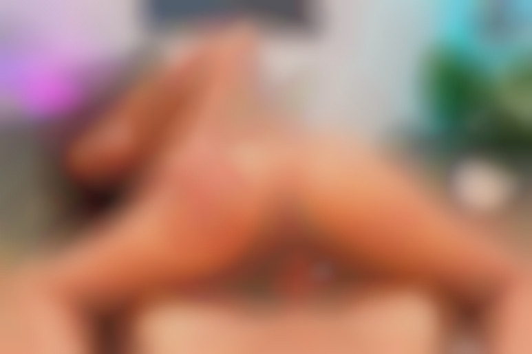 Die ölige Massage macht sie wild