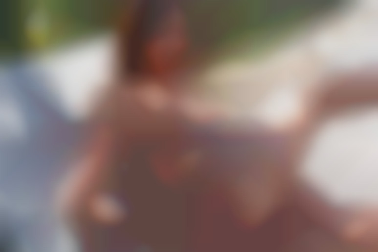 Anissa macht ihre Einzelausstellung