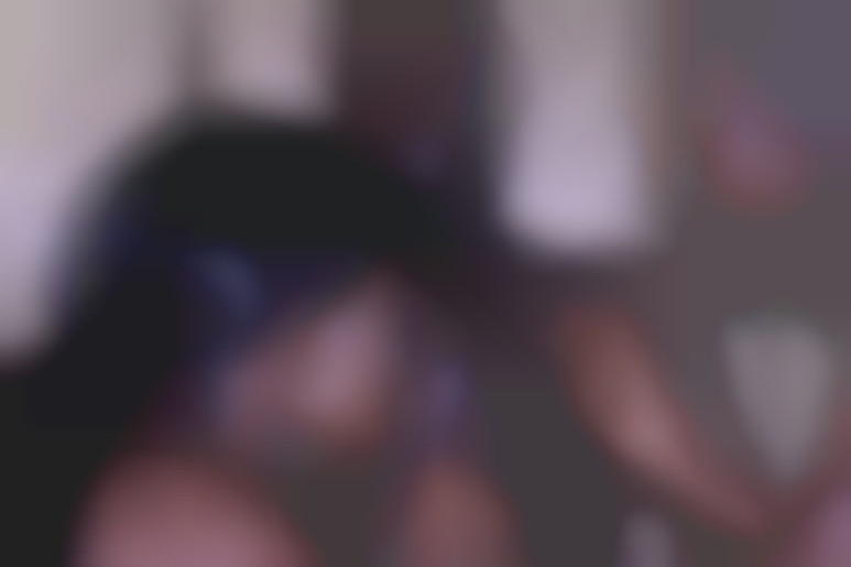 Micoco gère l'affaire - Plan à trois