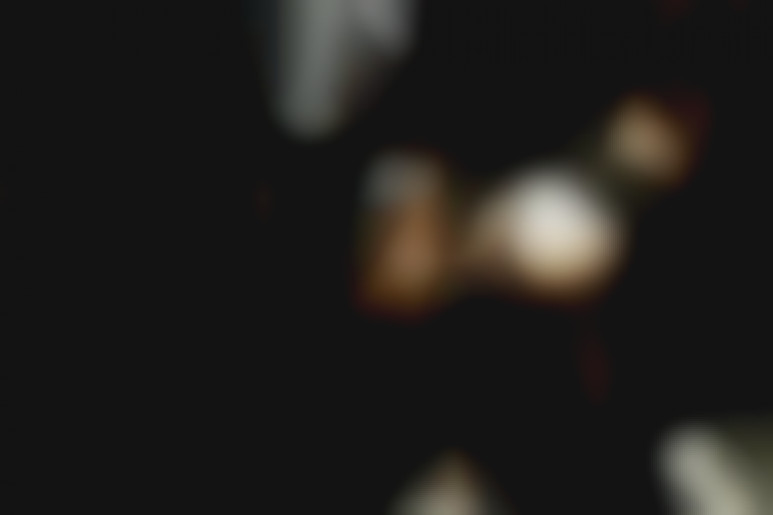 At the library: the game of silence