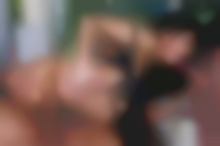 Mariska, naughty 40 years old MILF