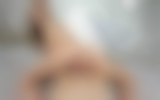 Hot Babe Craves a Divorced guy
