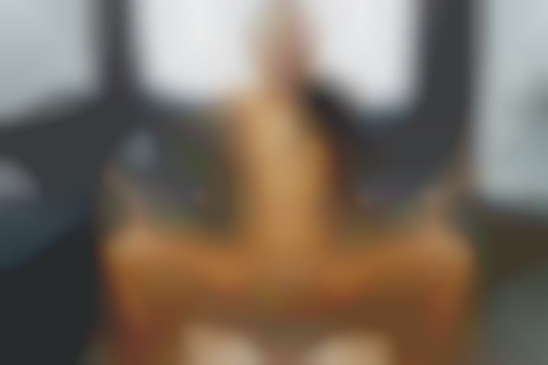 Daphne's Spicy Debut