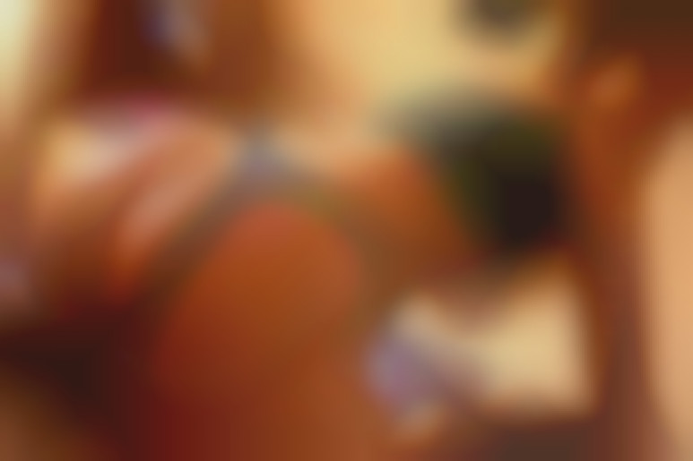 Mara sehnt sich nach morgendlichem Analsex