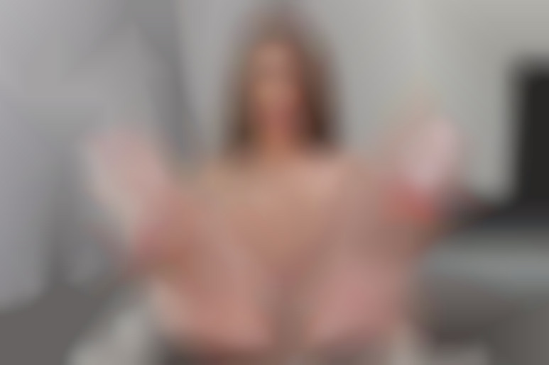 Princess with Pretty Feet