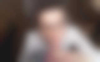 Ihren Mitbewohner trösten