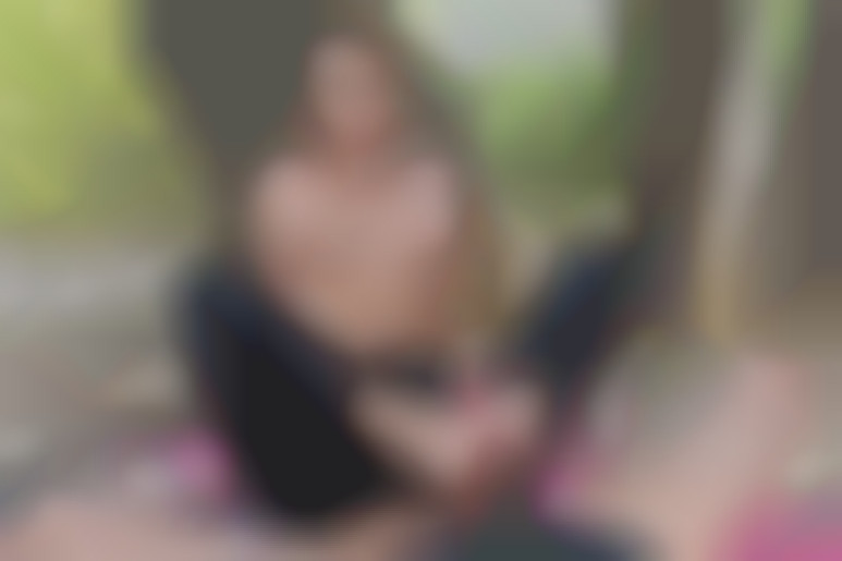 Cul de yoga, pieds de yoga