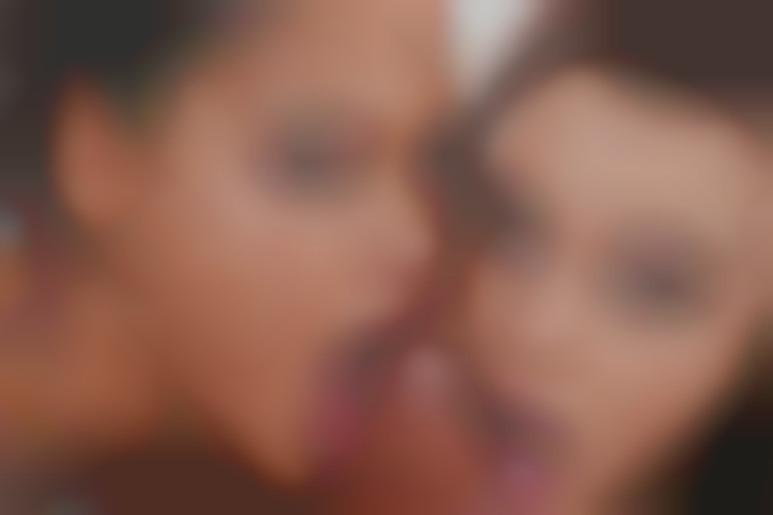 Léa et Apolonia, partie de sexe hard