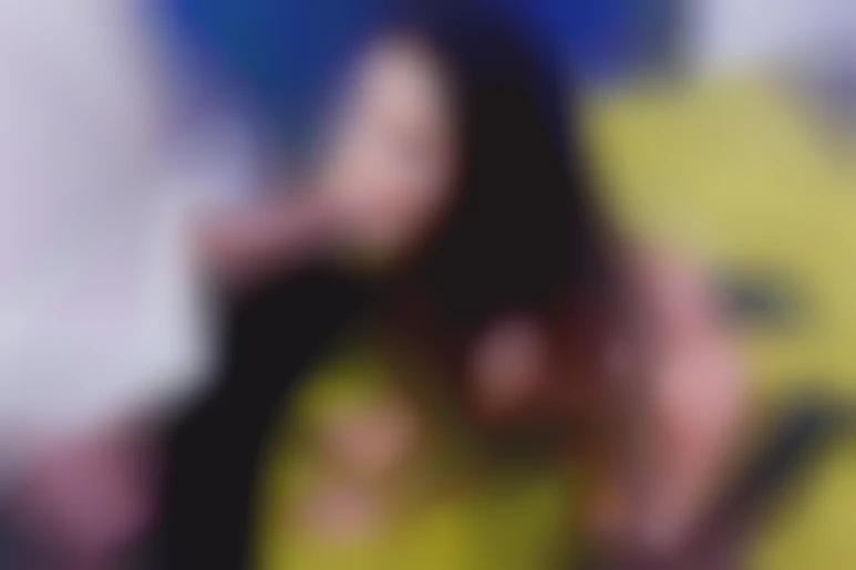 Escort DeLuxe - Megan Rain