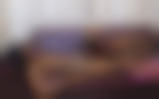 Top Model X - Moment intime dans le salon