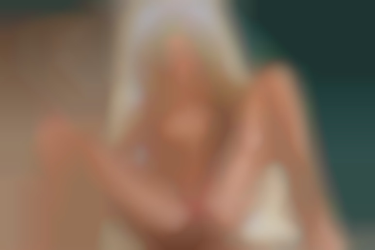 Petite Body, Strong Fingers