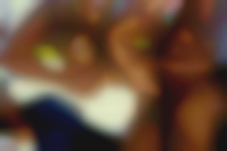 Jour de l'an coquin entre voisins - Jeux de domino