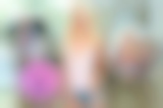 A day with Elsa Jean & step-sister, Piper Perri