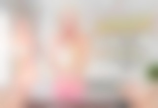 Petite & Fit - Blondies Wanted