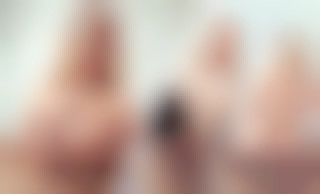 Intimately with Skylar Vox