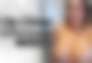 Up Close & Personal with Anna Chambers