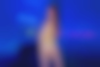Get to know the sexy Mia Moore. Her amazing ass is waiting for you.