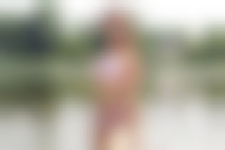 You meet cute Serina at the beach.