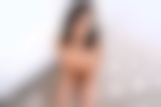 Today, Chloe Amour is here...