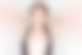 Danni Rivers needs some professional photos.