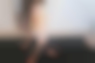 Let’s interview the petite blonde teen Shinaryen.