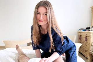 Mirari is even helping you with a relaxing massage.